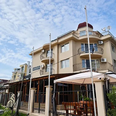 Ξενοδοχείο Margarita 3*