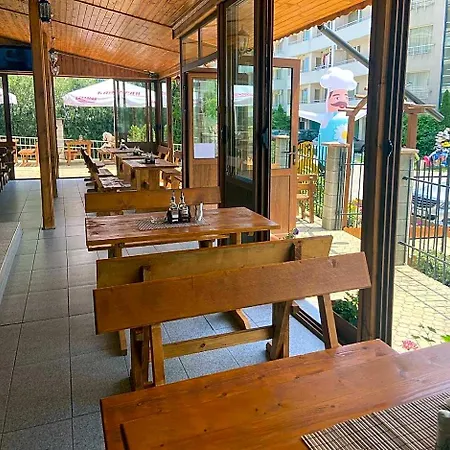 Hotel Margarita 3*